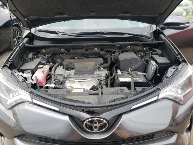 Photo 7 from auction – 2017 TOYOTA RAV4 XLE with VIN JTMRFREVXHJ107044