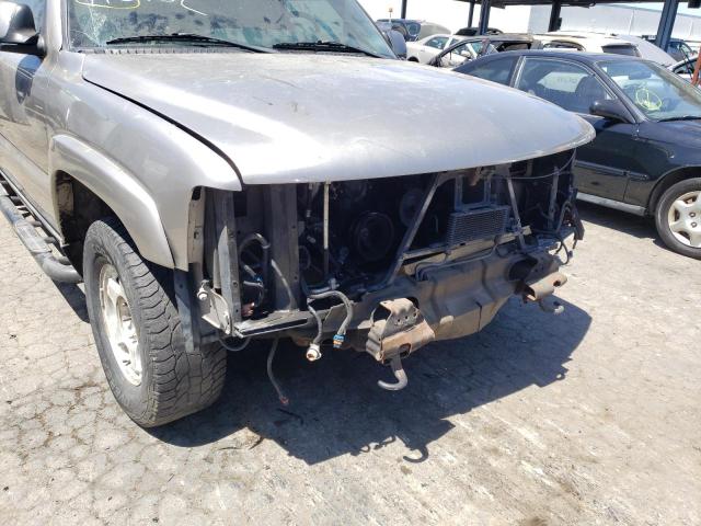 Photo 9 from auction – 2001 CHEVROLET SUBURBAN K with VIN 3GNFK16T01G239886