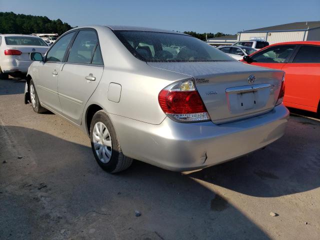 Photo 3 from auction – 2005 TOYOTA CAMRY LE with VIN 4T1BE32K95U555907