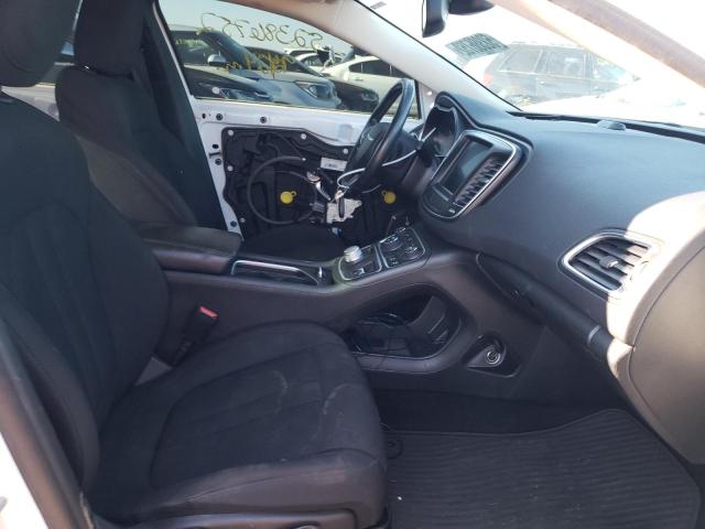 Photo 5 from auction – 2016 CHRYSLER 200 LIMITE with VIN 1C3CCCAB2GN173588