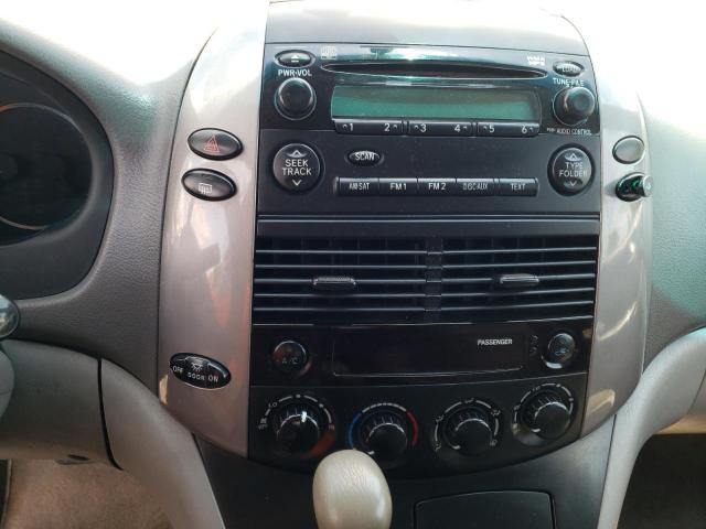 Photo 9 from auction – 2010 TOYOTA SIENNA CE with VIN 5TDKK4CC9AS310534