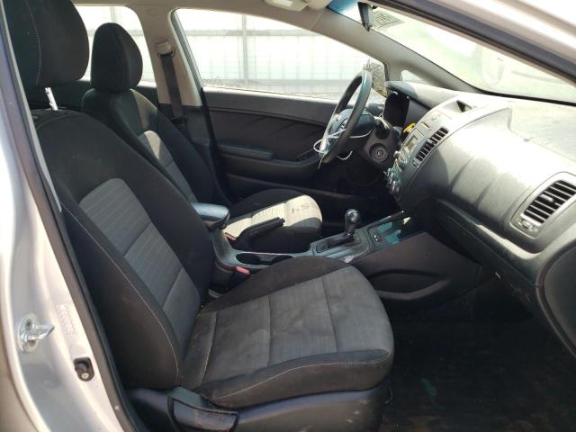 Photo 5 from auction – 2016 KIA FORTE LX with VIN KNAFK5A85G5604451