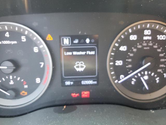 Photo 8 from auction – 2018 HYUNDAI TUCSON SE with VIN KM8J2CA45JU660252