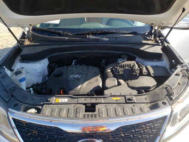 Photo 7 from auction – 2014 KIA SORENTO LX with VIN 5XYKT4A61EG436478