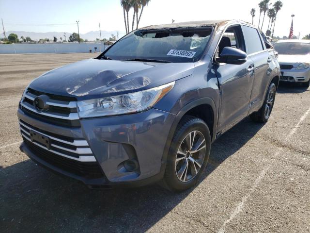 Photo 2 from auction – 2017 TOYOTA HIGHLANDER with VIN 5TDZZRFH5HS229619