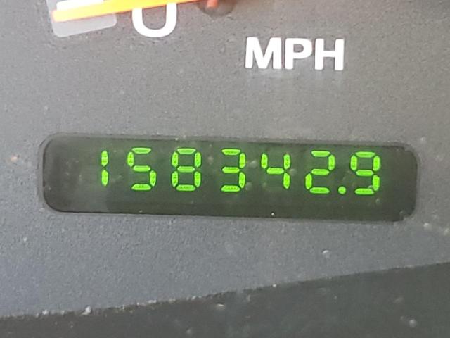 Photo 8 from auction – 2002 FORD F150 with VIN 2FTRX18W82CA00115