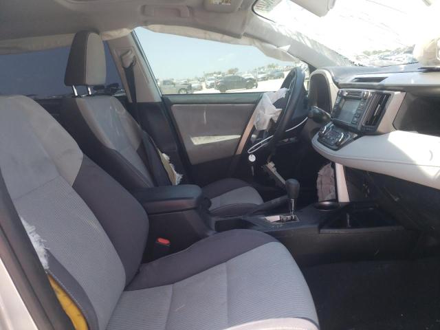 Photo 5 from auction – 2015 TOYOTA RAV4 XLE with VIN JTMWFREV9FJ041747
