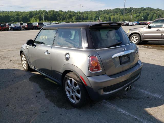 Photo 3 from auction – 2007 MINI COOPER S with VIN WMWMF73587TL89752