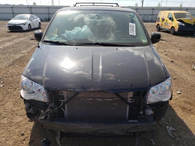 Photo 9 from auction – 2016 CHRYSLER TOWN & COU with VIN 2C4RC1BG4GR111116