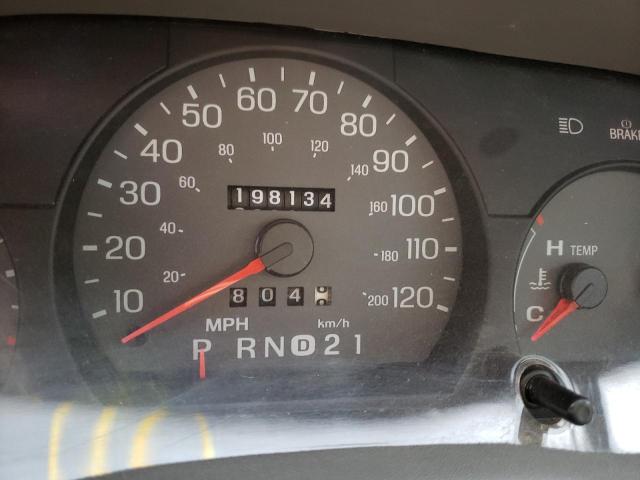 Photo 8 from auction – 2004 MERCURY GRAND MARQ with VIN 2MEFM75W64X650381
