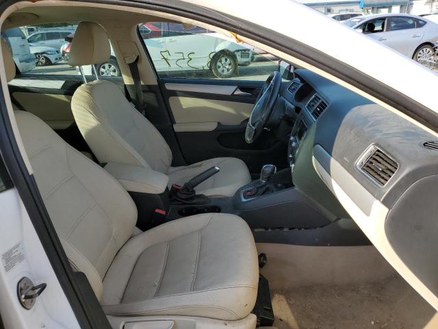 Photo 5 from auction – 2011 VOLKSWAGEN JETTA TDI with VIN 3VWLL7AJ8BM122588