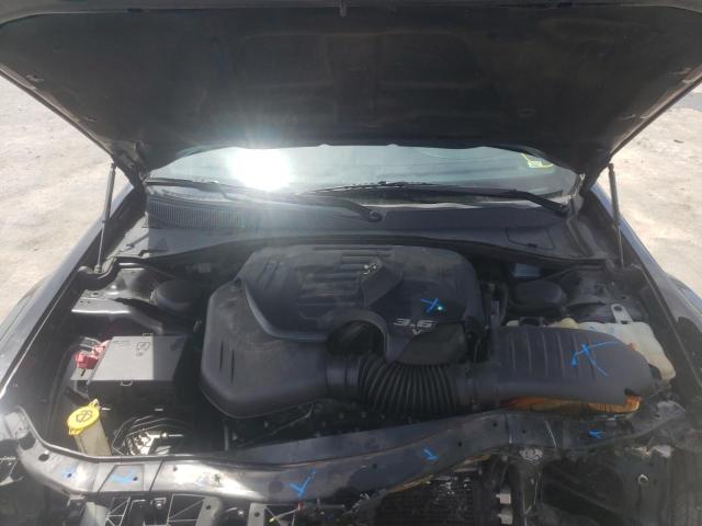 Photo 7 from auction – 2019 CHRYSLER 300 S with VIN 2C3CCAGG4KH610810