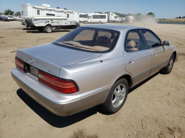 Photo 4 from auction – 1996 LEXUS ES 300 with VIN JT8BF12G9T0143216