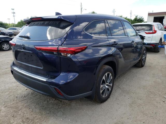 Photo 4 from auction – 2022 TOYOTA HIGHLANDER with VIN 5TDGZRBH8NS574815