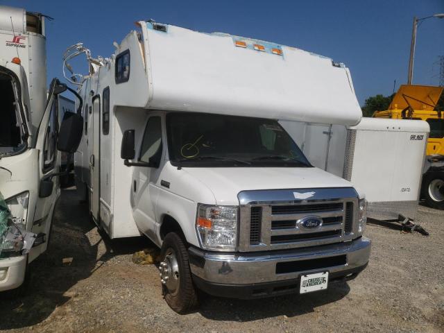 FORD ECONOLINE 2018 with VIN 1FDWE3FS4JDC24822 - Photo from auction