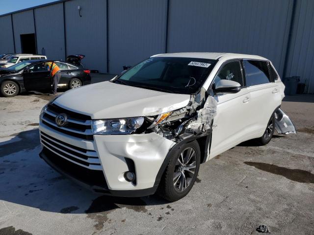Photo 2 from auction – 2018 TOYOTA HIGHLANDER with VIN 5TDZZRFHXJS282449