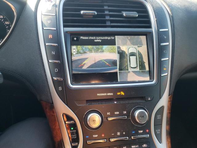 Photo 9 from auction – 2017 LINCOLN MKX RESERV with VIN 2LMPJ8LP2HBL43941