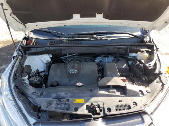 Photo 7 from auction – 2018 TOYOTA HIGHLANDER with VIN 5TDZZRFHXJS282449