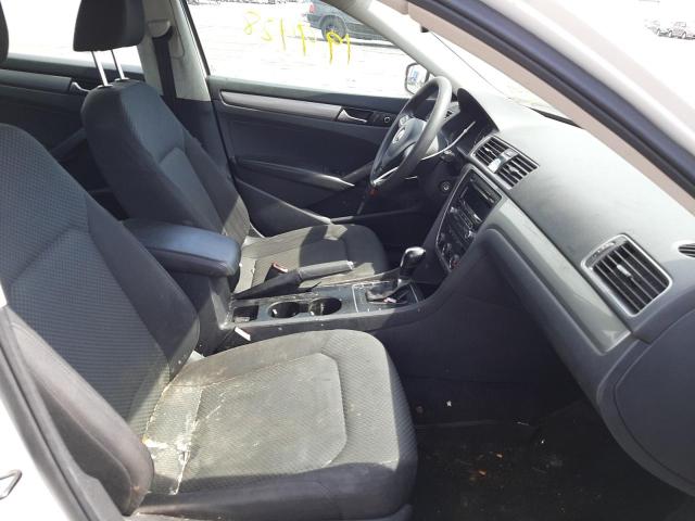 Photo 5 from auction – 2013 VOLKSWAGEN PASSAT S with VIN 1VWAP7A30DC016427