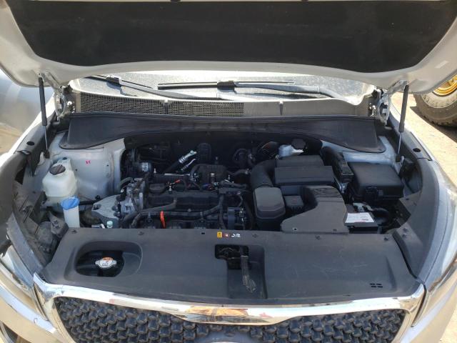 Photo 7 from auction – 2016 KIA SORENTO LX with VIN 5XYPGDA37GG046178