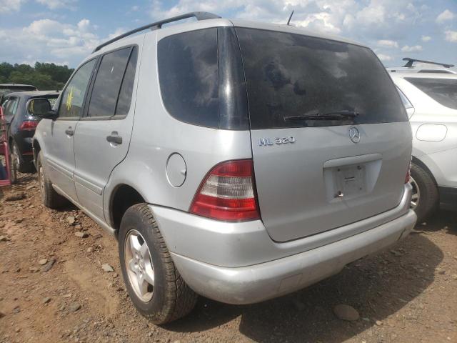 Photo 3 from auction – 2001 MERCEDES-BENZ ML 320 with VIN 4JGAB54E31A239308