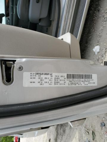 Photo 10 from auction – 2010 CHRYSLER TOWN & COU with VIN 2A4RR5D16AR142965