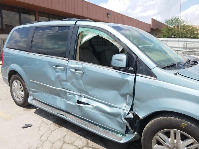 Photo 9 from auction – 2008 CHRYSLER TOWN & COU with VIN 2A8HR54P88R613166