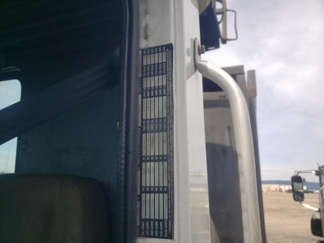 Photo 10 from auction – 2003 MACK 600 MR600 with VIN 1M2K195C83M023094
