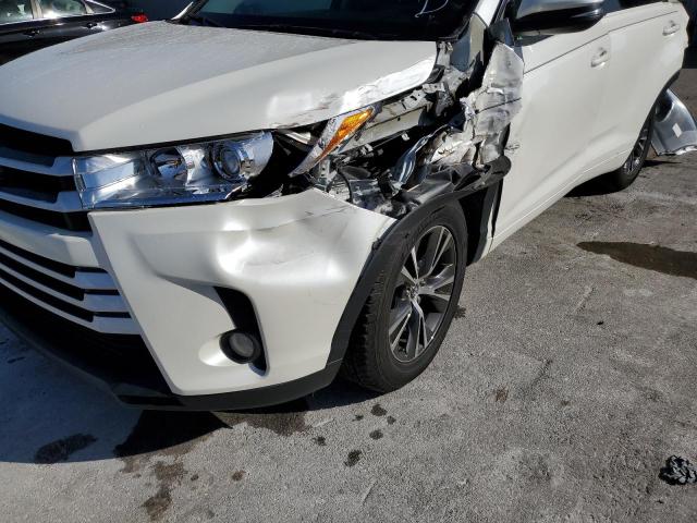 Photo 9 from auction – 2018 TOYOTA HIGHLANDER with VIN 5TDZZRFHXJS282449