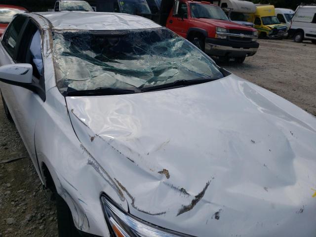 Photo 9 from auction – 2015 TOYOTA CAMRY LE with VIN 4T1BF1FK7FU955574