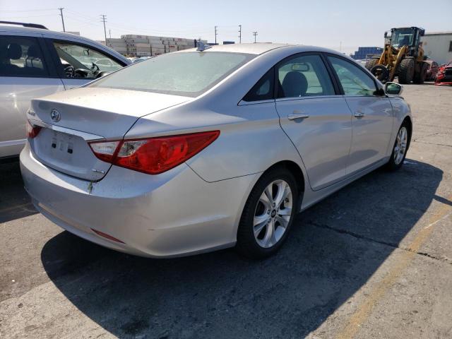 Photo 4 from auction – 2011 HYUNDAI SONATA SE with VIN 5NPEC4AC0BH002947