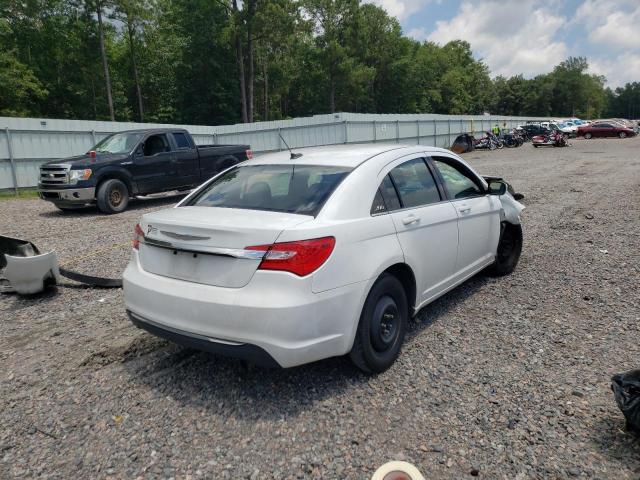 Photo 4 from auction – 2014 CHRYSLER 200 LX with VIN 1C3CCBAB9EN176060