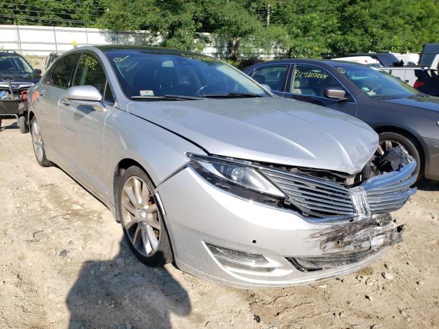 LINCOLN MKZ 2015 with VIN 3LN6L2J92FR623683 - Photo from auction