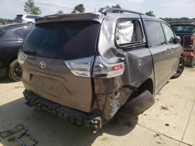 Photo 4 from auction – 2018 TOYOTA SIENNA SE with VIN 5TDXZ3DC1JS911026