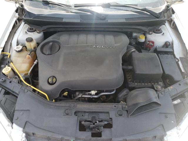 Photo 7 from auction – 2013 CHRYSLER 200 LX with VIN 1C3CCBAG0DN722075