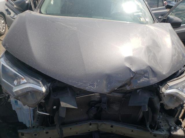 Photo 7 from auction – 2018 TOYOTA RAV4 LE with VIN 2T3BFREV3JW808808