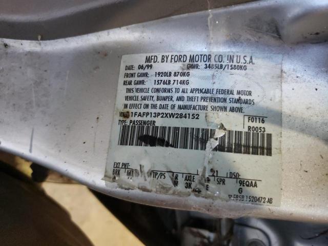 Photo 10 from auction – 1999 FORD ESCORT SE with VIN 1FAFP13P2XW284152