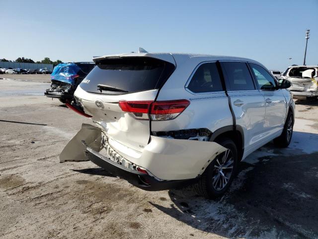 Photo 4 from auction – 2018 TOYOTA HIGHLANDER with VIN 5TDZZRFHXJS282449