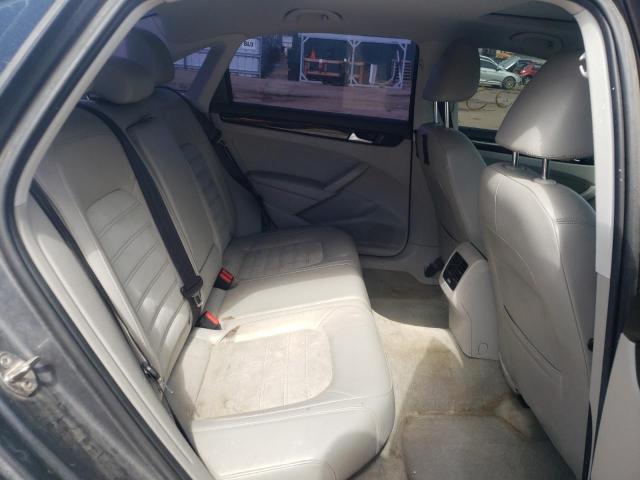 Photo 6 from auction – 2015 VOLKSWAGEN PASSAT SEL with VIN 1VWCV7A36FC050230