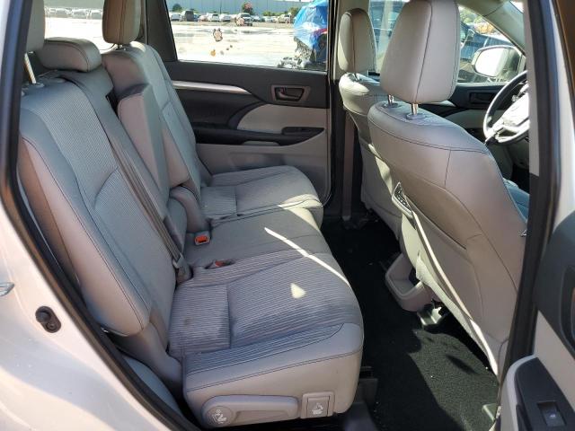 Photo 6 from auction – 2018 TOYOTA HIGHLANDER with VIN 5TDZZRFHXJS282449
