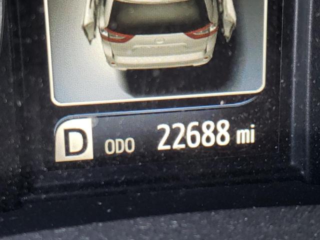 Photo 8 from auction – 2017 TOYOTA SIENNA XLE with VIN 5TDYZ3DC1HS785085