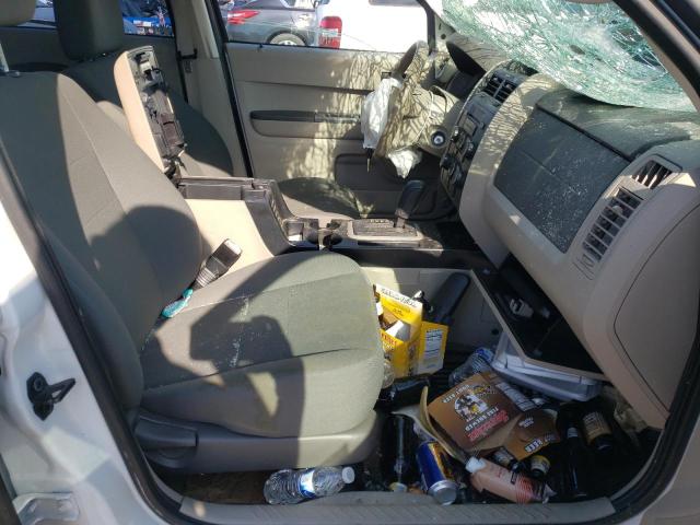 Photo 5 from auction – 2010 FORD ESCAPE XLS with VIN 1FMCU0C77AKD46834