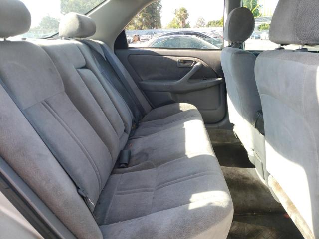 Photo 6 from auction – 2000 TOYOTA CAMRY CE with VIN 4T1BG22K8YU662522