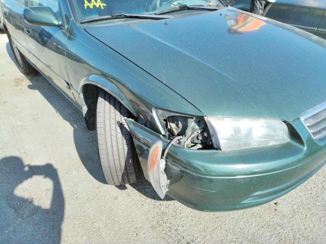 Photo 9 from auction – 2000 TOYOTA CAMRY LE with VIN 4T1BF22K7YU103174