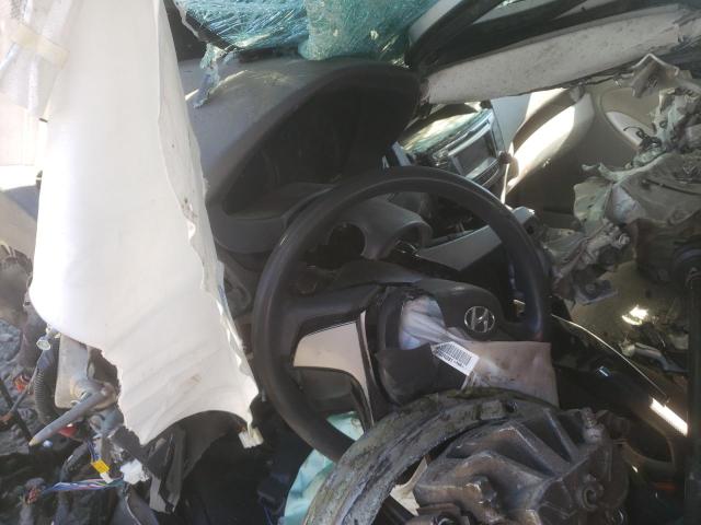 Photo 8 from auction – 2016 HYUNDAI ACCENT SE with VIN KMHCT4AE6GU092932