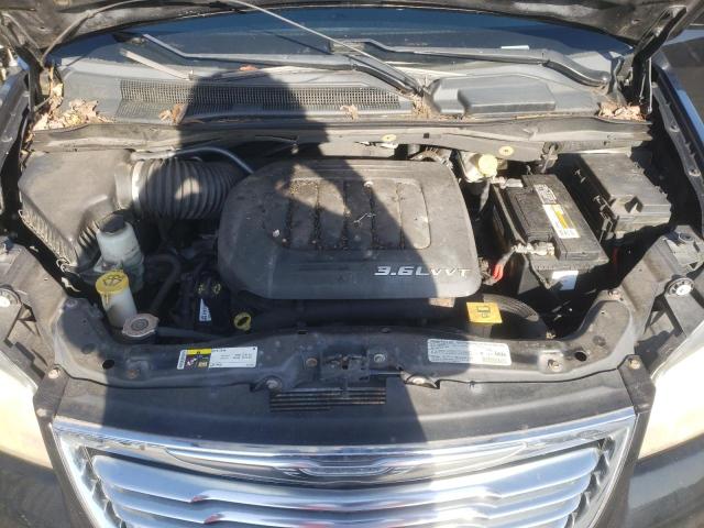 Photo 7 from auction – 2013 CHRYSLER TOWN & COU with VIN 2C4RC1BG0DR630630