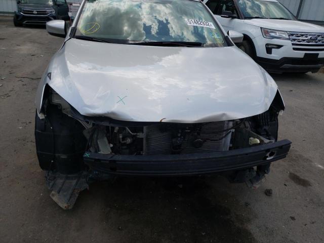 Photo 9 from auction – 2015 NISSAN SENTRA S with VIN 3N1AB7AP1FY313577