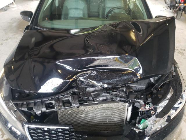 Photo 7 from auction – 2017 KIA FORTE EX with VIN 3KPFN4A86HE092130