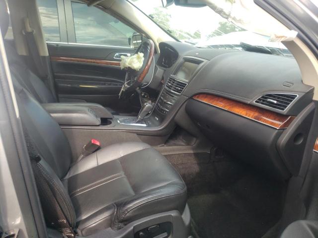 Photo 5 from auction – 2013 LINCOLN MKT with VIN 2LMHJ5AT9DBL52195