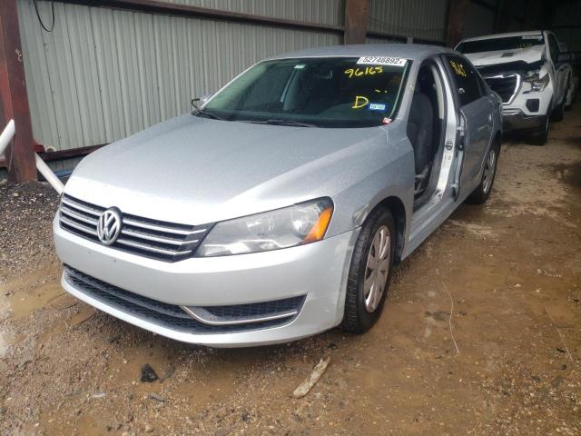 Photo 2 from auction – 2013 VOLKSWAGEN PASSAT S with VIN 1VWAP7A3XDC105180